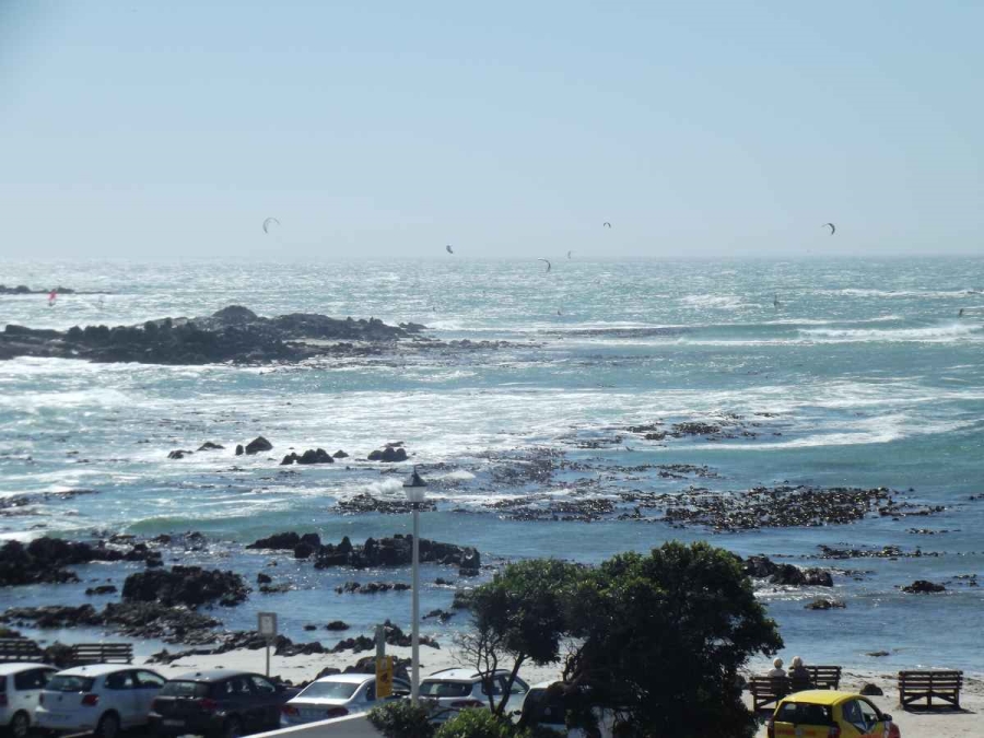 5 Bedroom Property for Sale in Bloubergstrand Western Cape